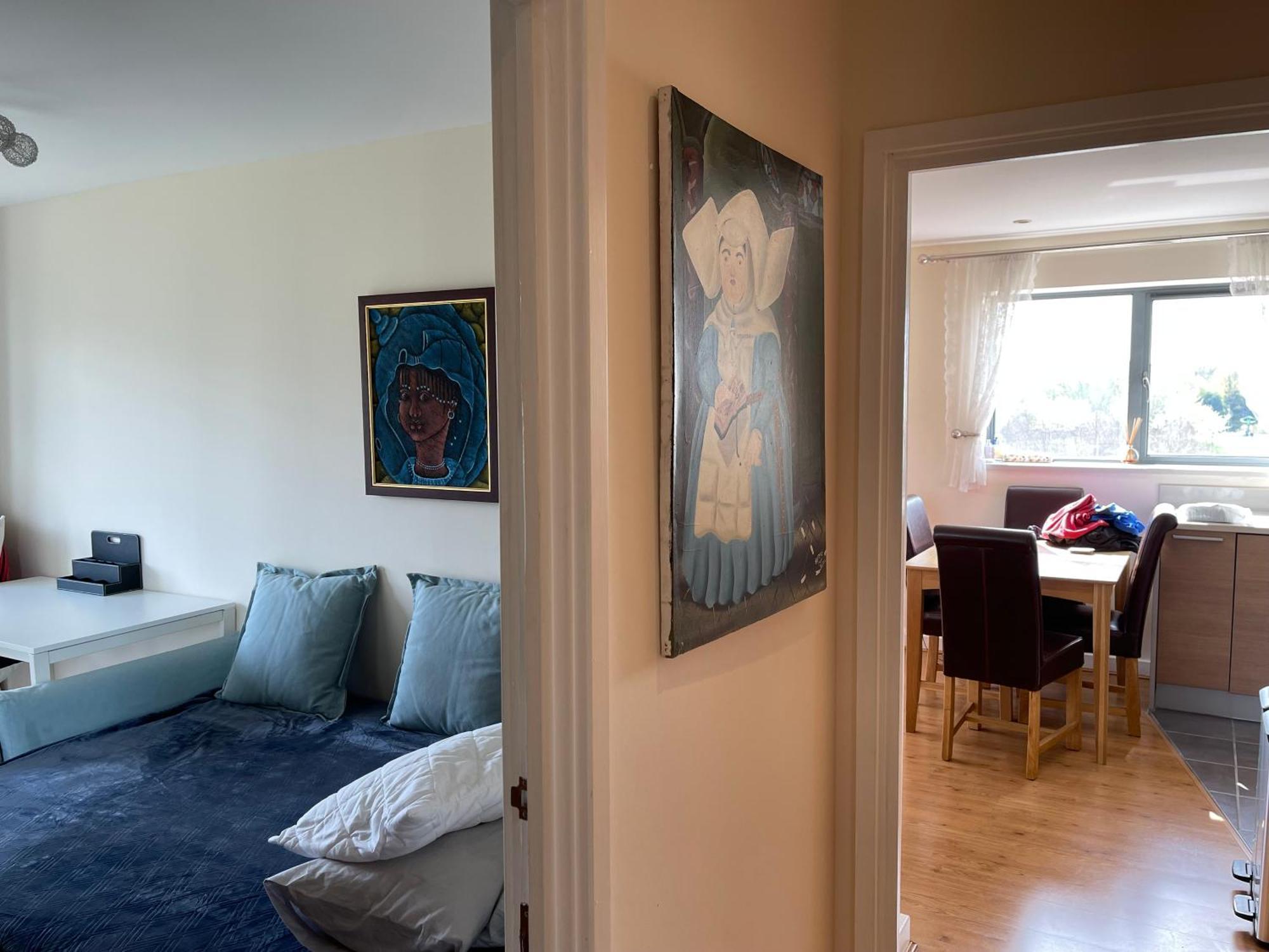 Luxury 2 Bedroom Apartment- Lake View - Free Parking - Wembley Stadium 5Km London Kültér fotó